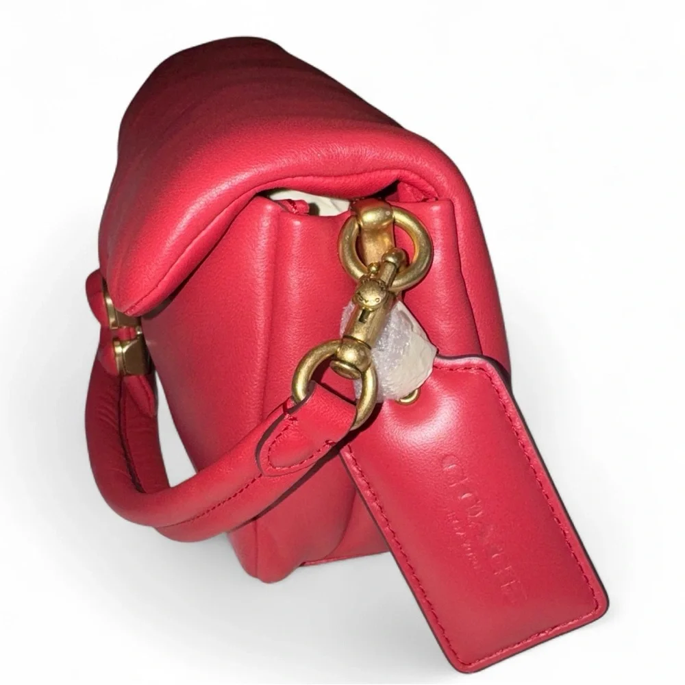 COACH Pillow Tabby 26 Leather Shoulder Bag in Red Apple NWT - Picture 3 of 13